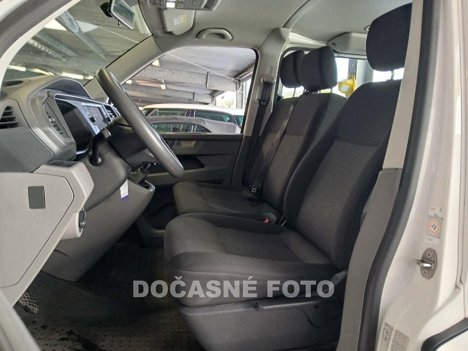 Volkswagen Transporter 2.0TDi  T6.1 9míst