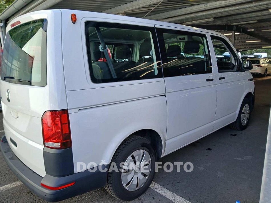 Volkswagen Transporter 2.0TDi  T6.1 9míst