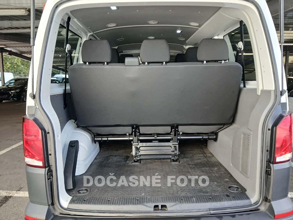 Volkswagen Transporter 2.0TDi  T6.1 9míst