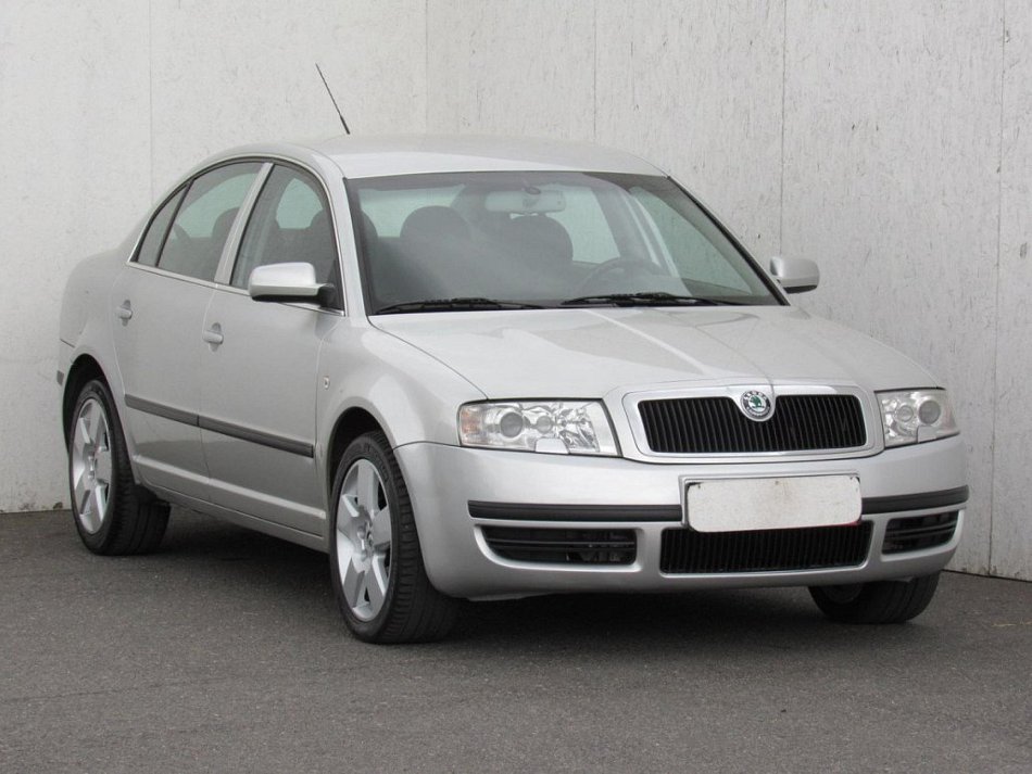 Škoda Superb 2.5 TDi Elegance