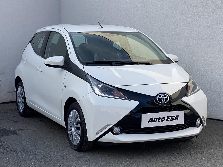 Toyota Aygo 1.0i 