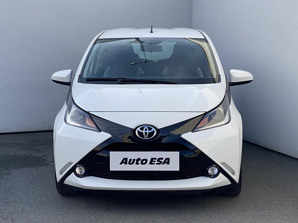 Toyota Aygo 1.0i 