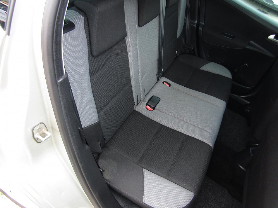 Peugeot 207 1.4i 