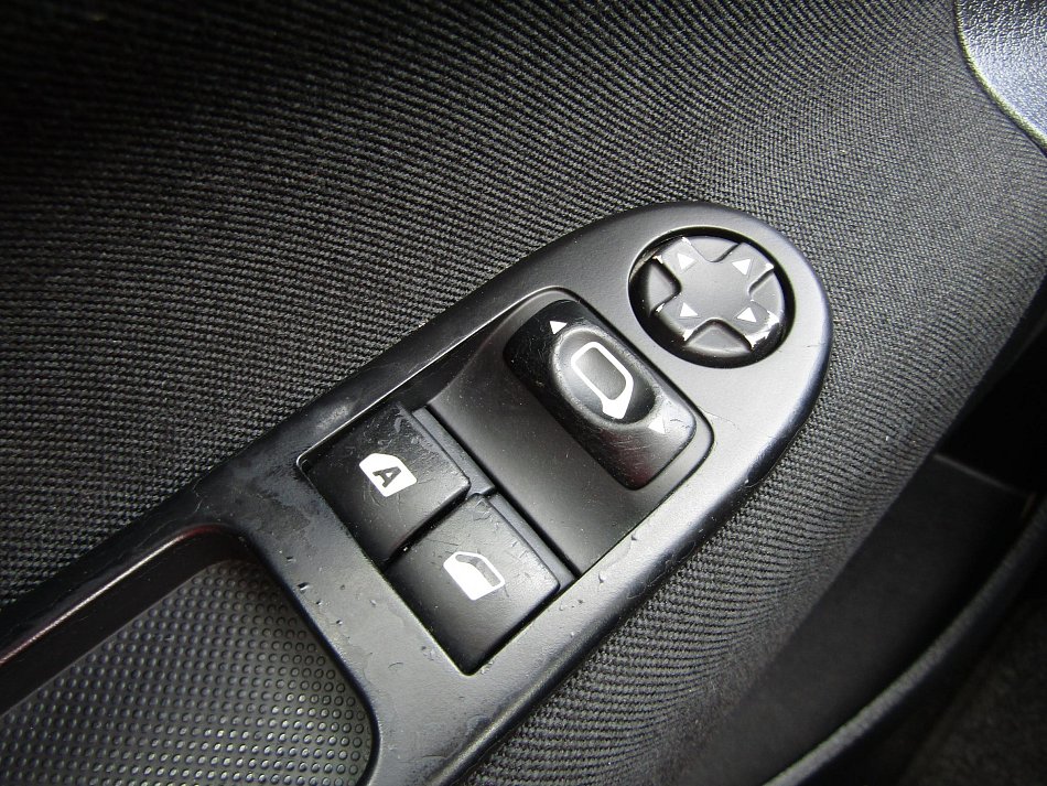 Peugeot 207 1.4i 