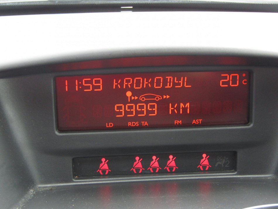 Peugeot 207 1.4i 