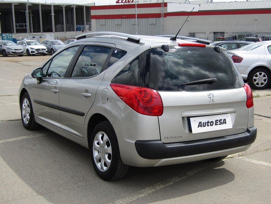 Peugeot 207 1.4i 