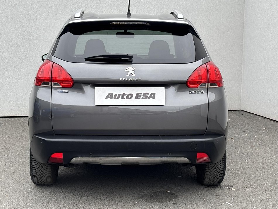 Peugeot 2008 1.2 PT Style