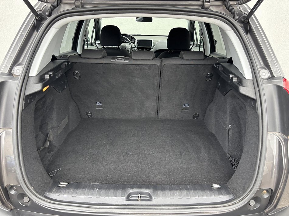 Peugeot 2008 1.2 PT Style