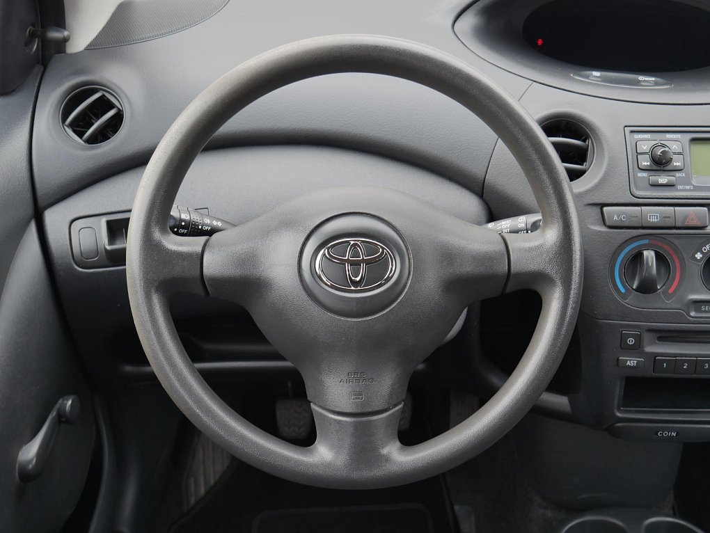 Toyota Yaris 1.0VVTi 