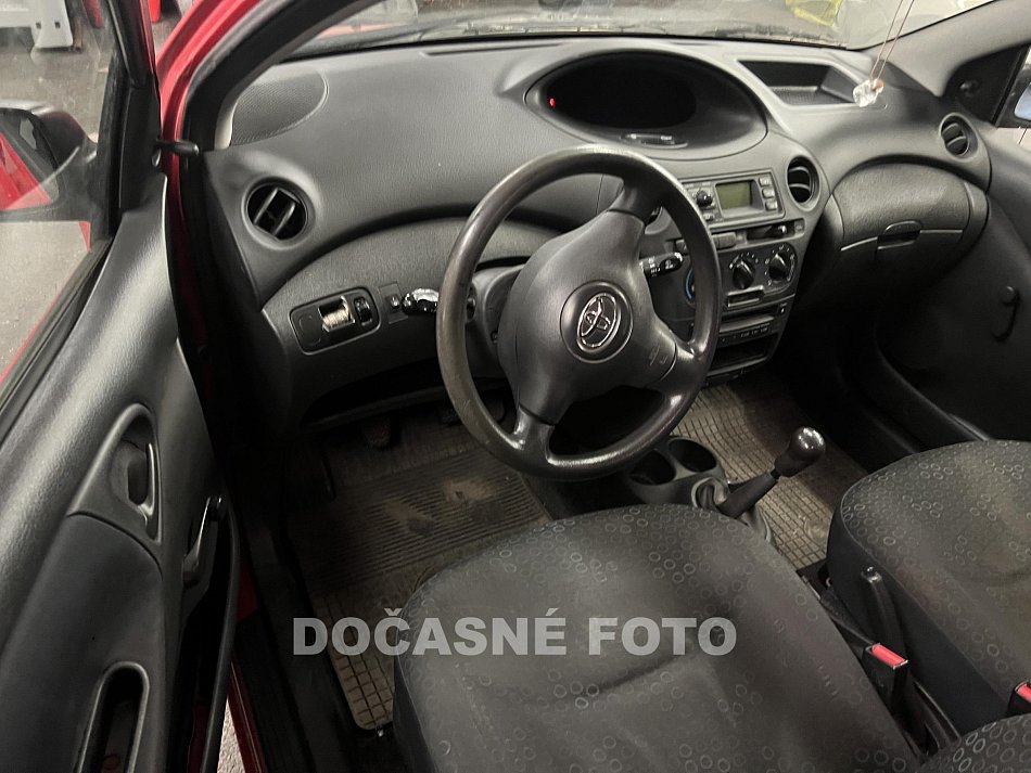 Toyota Yaris 1.0VVTi 