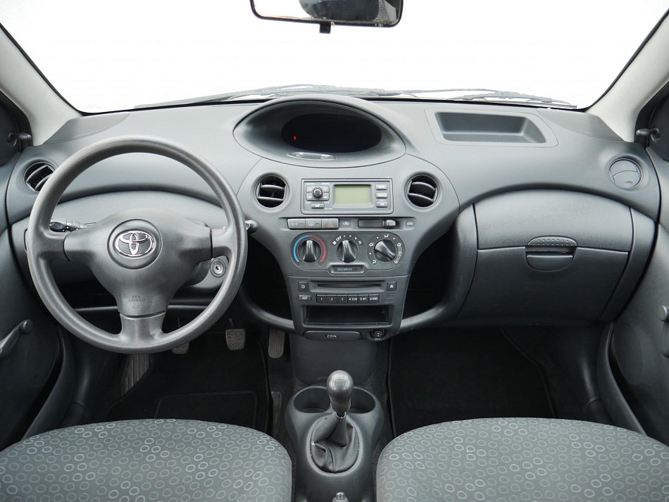 Toyota Yaris 1.0VVTi 