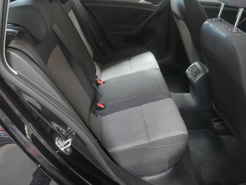 Volkswagen Golf 1.6. 