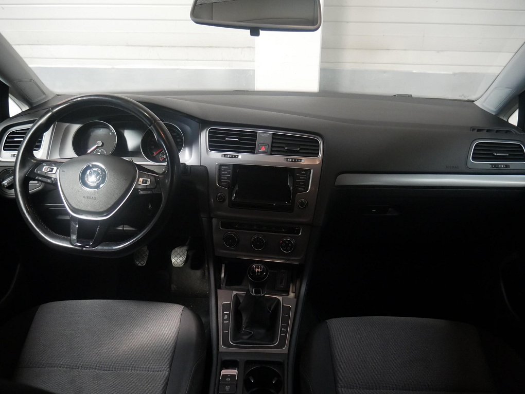 Volkswagen Golf 1.6. 