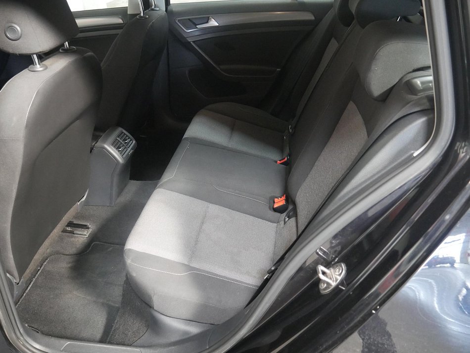 Volkswagen Golf 1.6. 