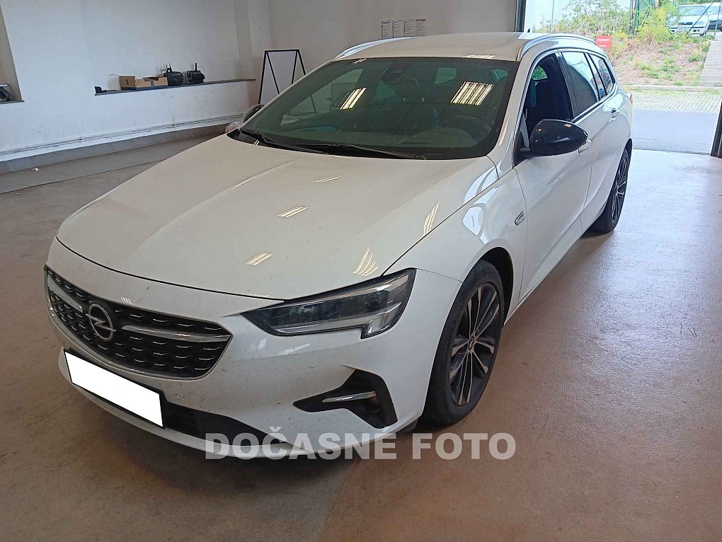 Opel Insignia 2.0 D 
