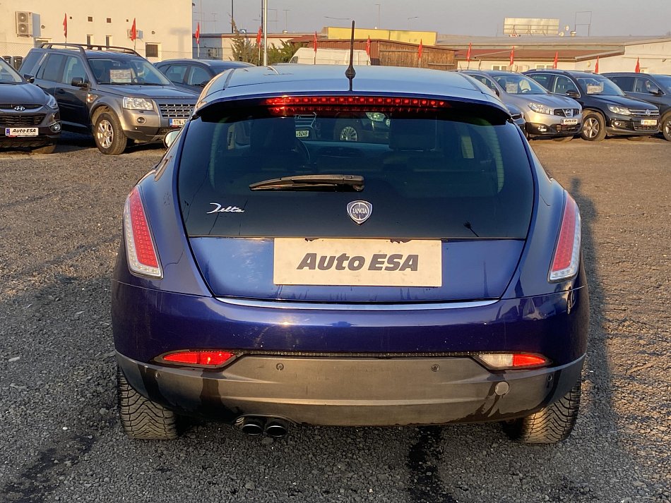 Lancia Delta 1.8T 