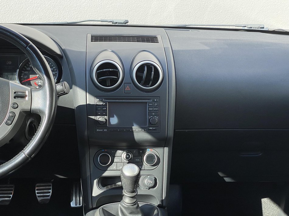 Nissan Qashqai 2.0i Tekna