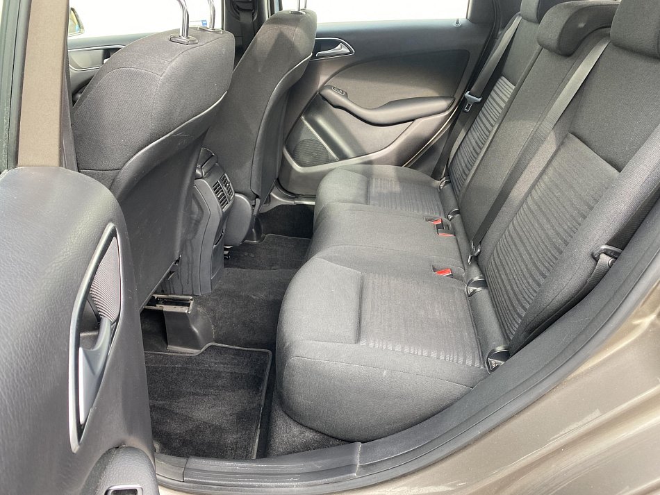 Mercedes-Benz Třída B 1.6CDi Style 180