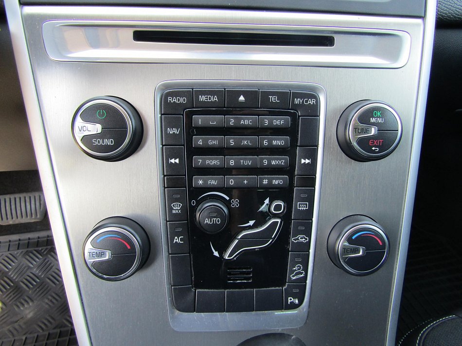 Volvo XC60 2.4 d  4x4