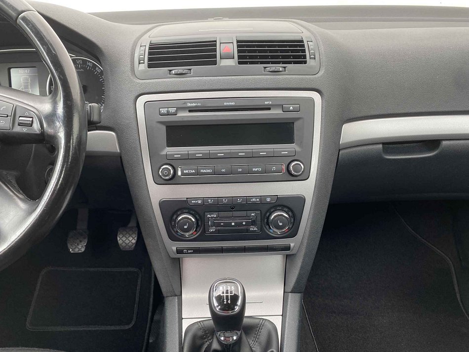 Škoda Octavia II 1.6 TDi Elegance