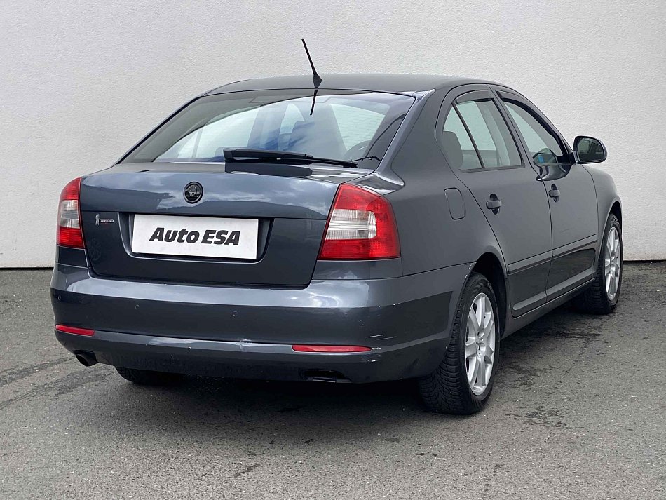Škoda Octavia II 1.6 TDi Elegance