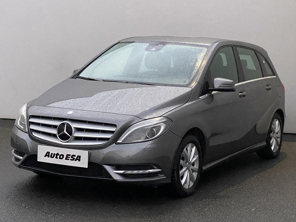 Mercedes-Benz Třída B 1.6i  B180