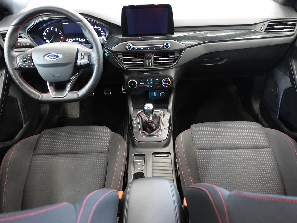 Ford Focus 1.0EB ST-Line