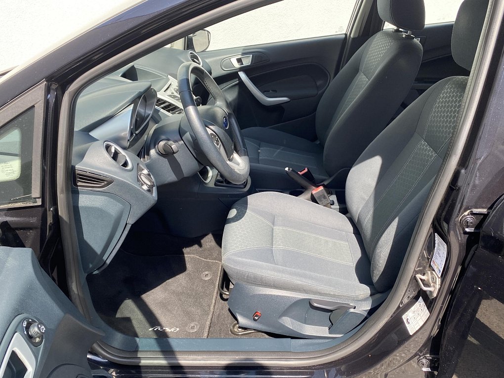 Ford Fiesta 1.4i Titanium