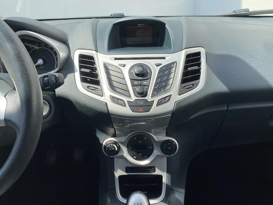 Ford Fiesta 1.4i Titanium