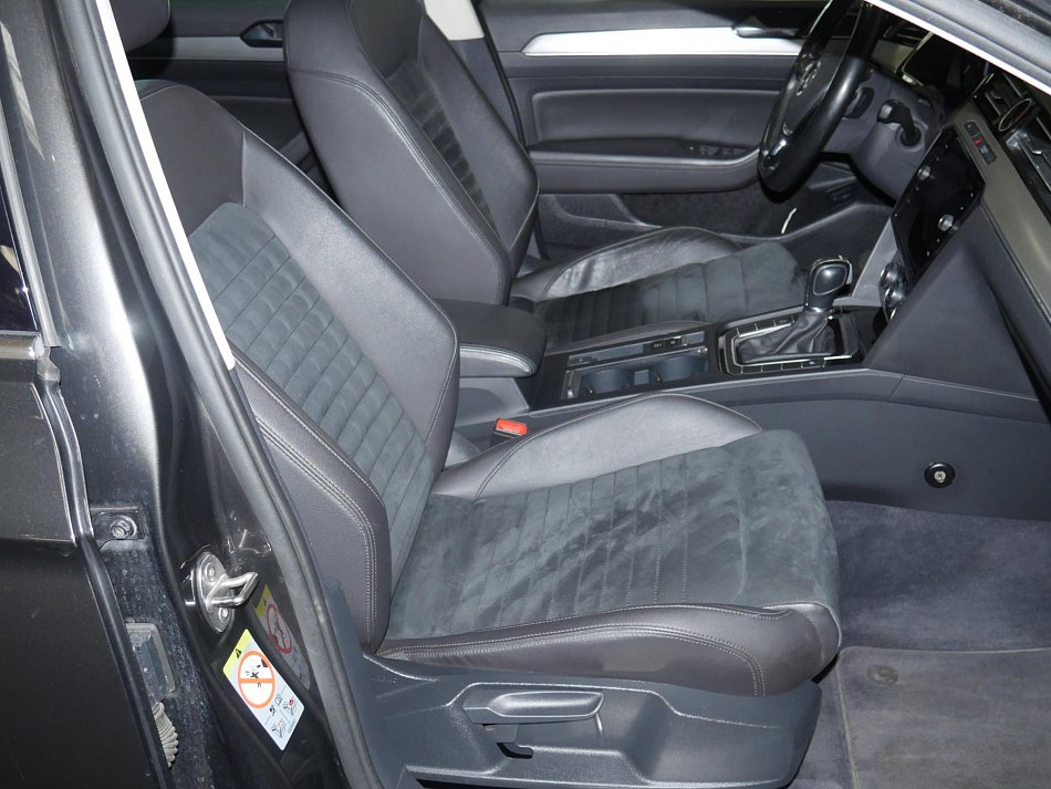 Volkswagen Passat 2.0 TDi 