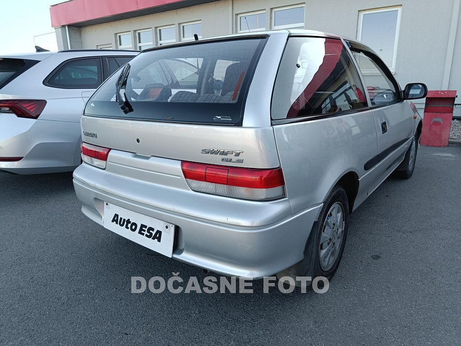 Suzuki Swift 1.3i 