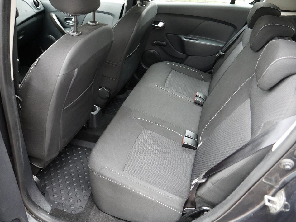Dacia Sandero 1.0i 