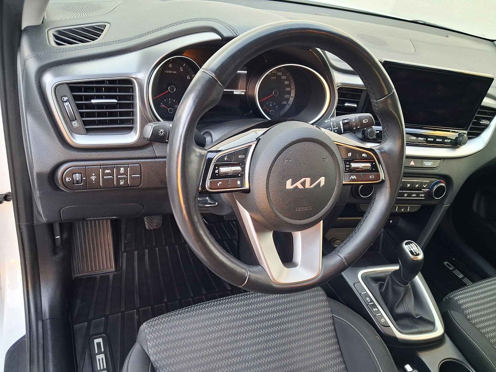 Kia Ceed 1.5T-GDi 