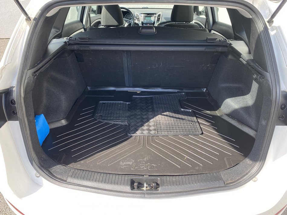 Hyundai I30 1.6i 