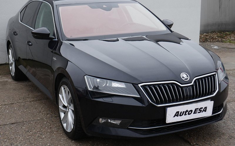 Škoda Superb III 2.0 TSi  4x4