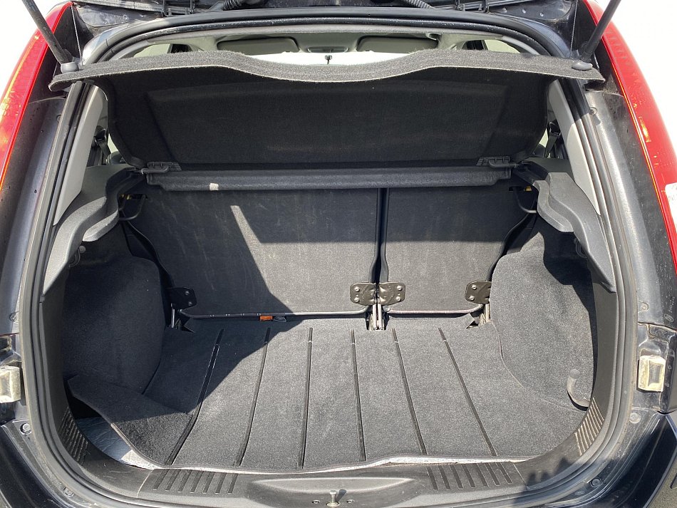 Ford Fusion 1.25 i BlackMagic