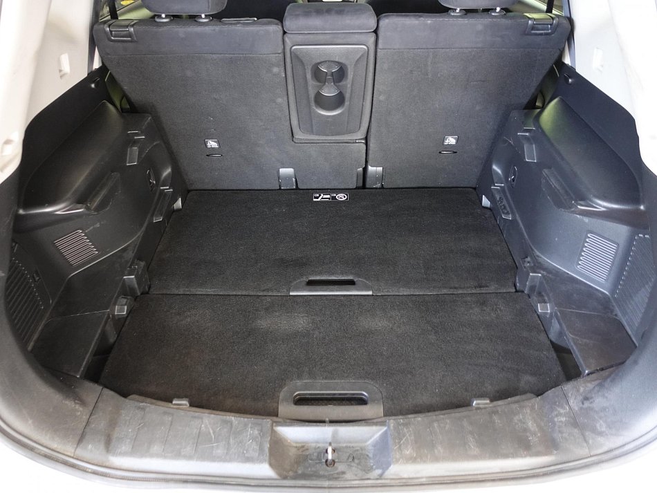 Nissan X-Trail 1.6dCi  4x4