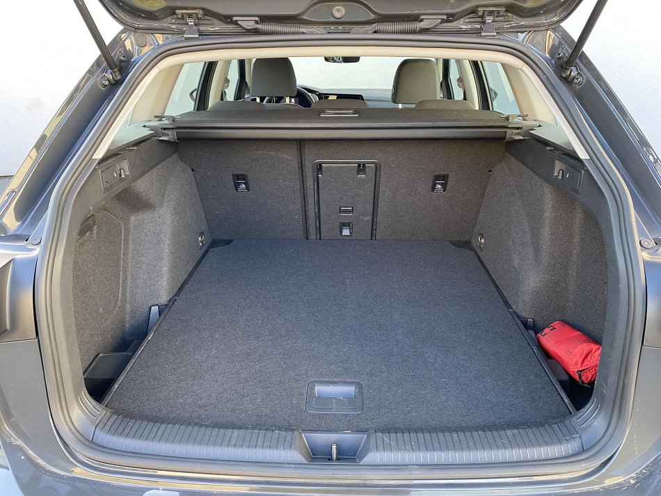 Volkswagen Golf 1.5 TSi Style