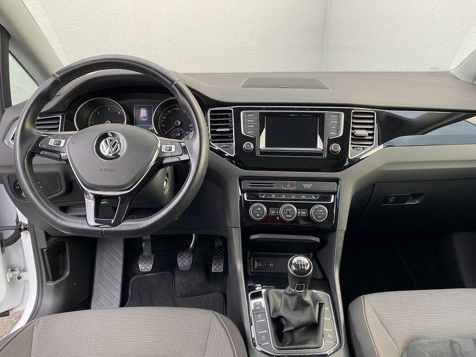 Volkswagen Sportsvan 2.0 TDi Highline