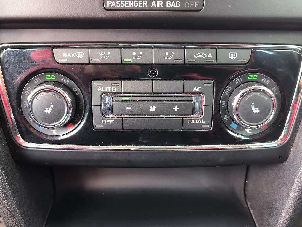 Škoda Superb II 3.6 FSi Elegance 4x4