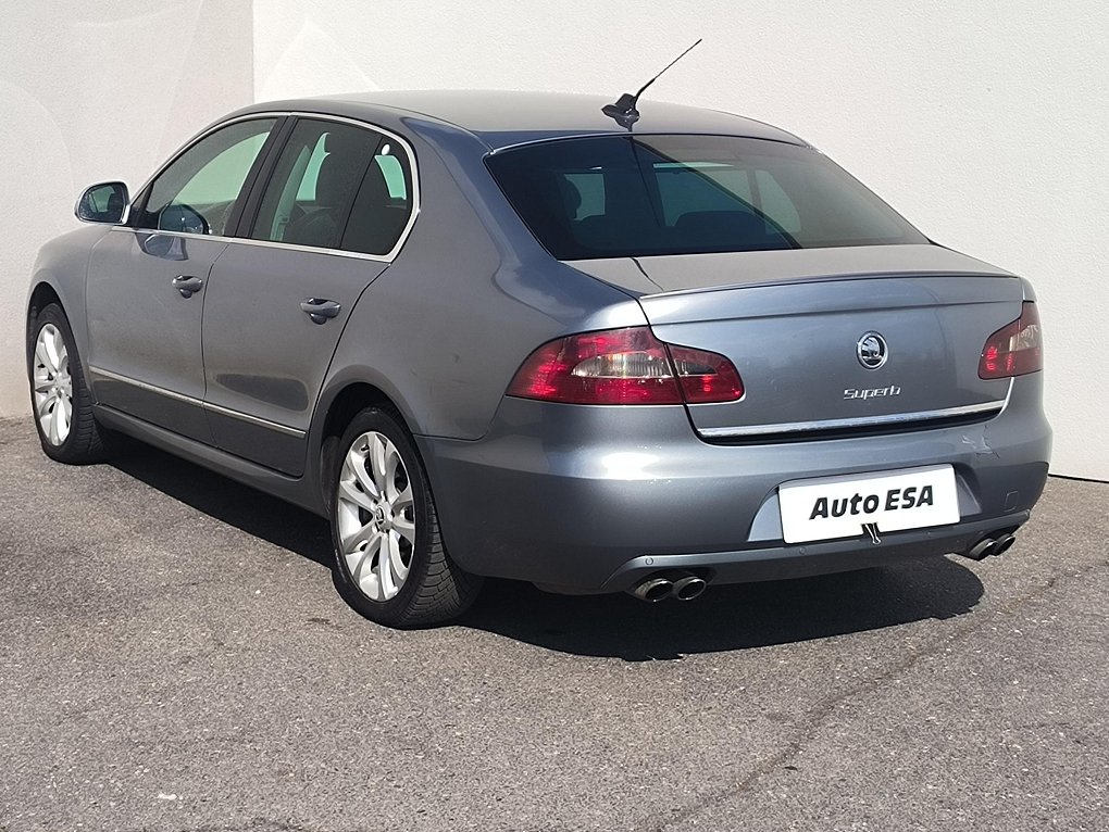 Škoda Superb II 3.6 FSi Elegance 4x4