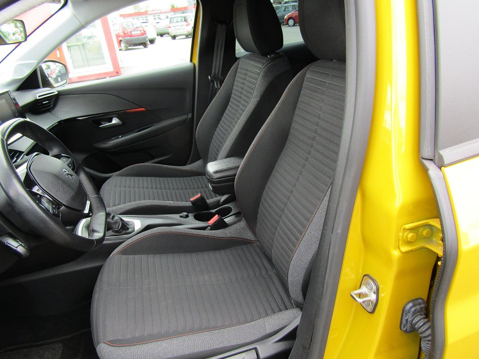 Peugeot 208 1.2 PURETECH 