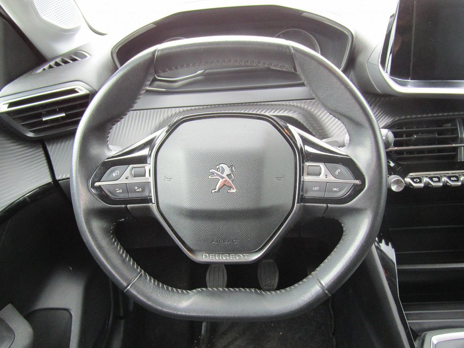 Peugeot 208 1.2 PURETECH 