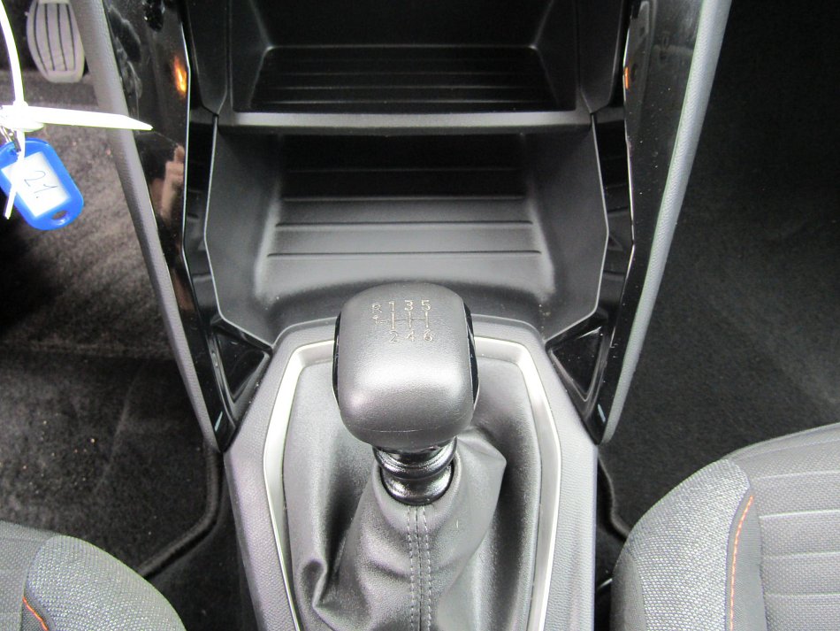 Peugeot 208 1.2 PURETECH 