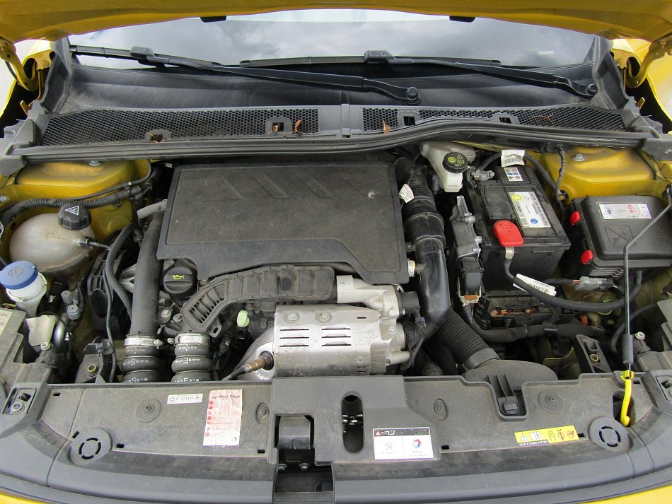 Peugeot 208 1.2 PURETECH 