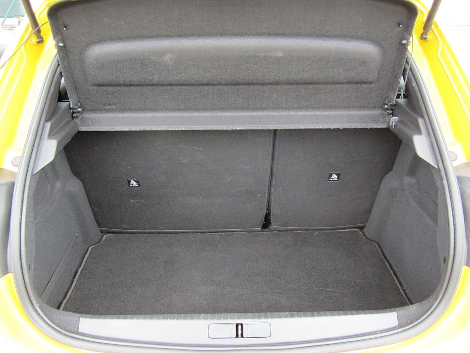 Peugeot 208 1.2 PURETECH 