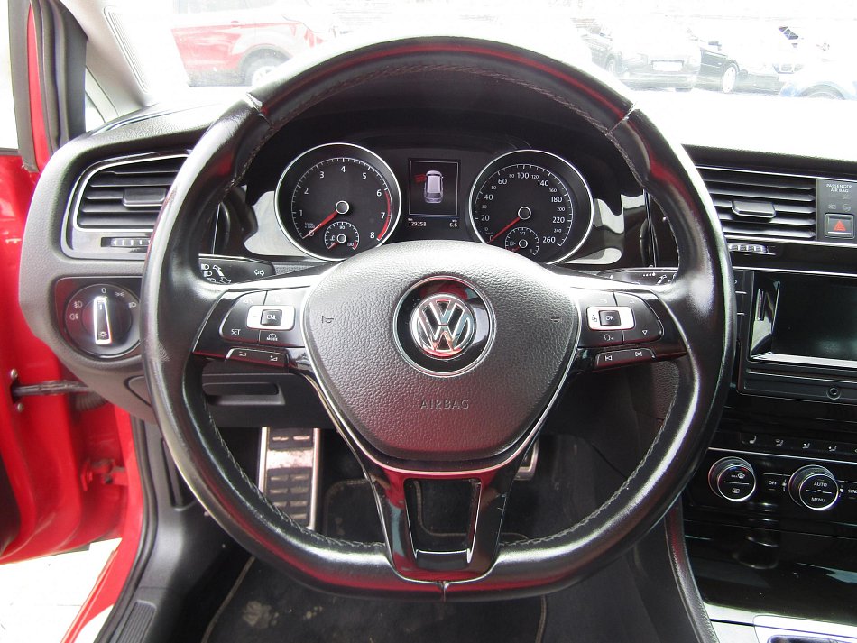 Volkswagen Golf 1.2TSi Allstar