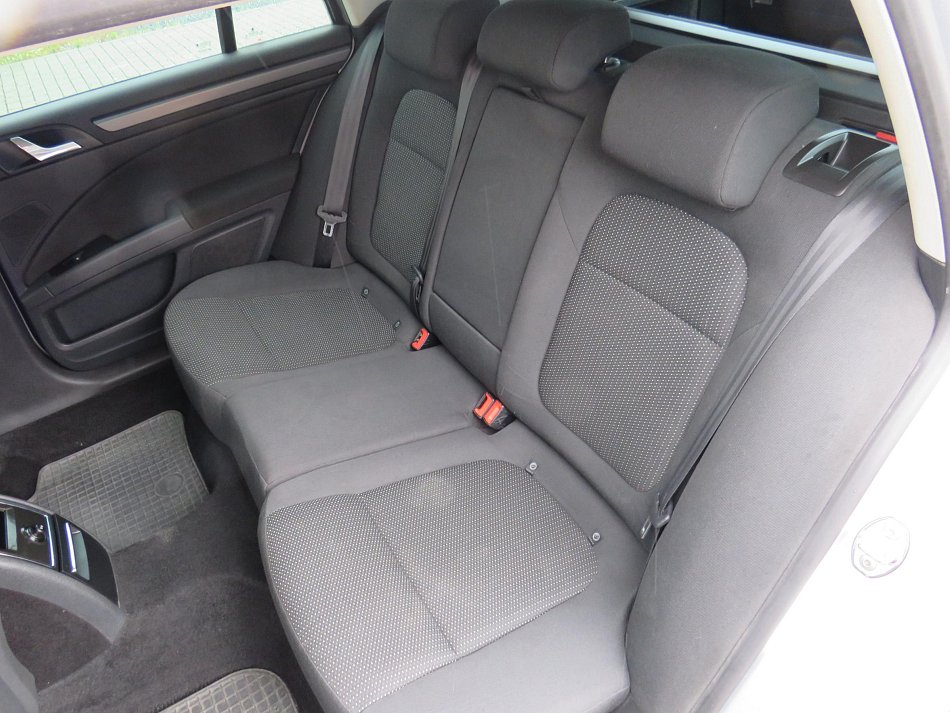 Škoda Superb II 2.0 TDi Comfort