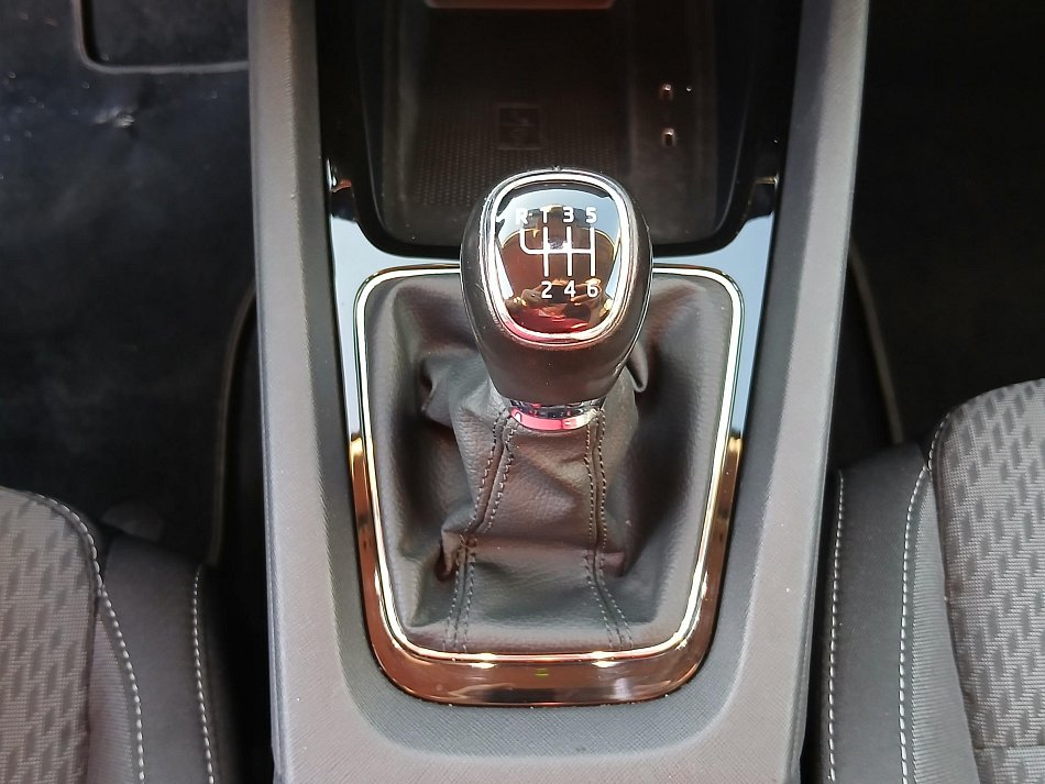 Škoda Octavia IV 2.0 TDi Style