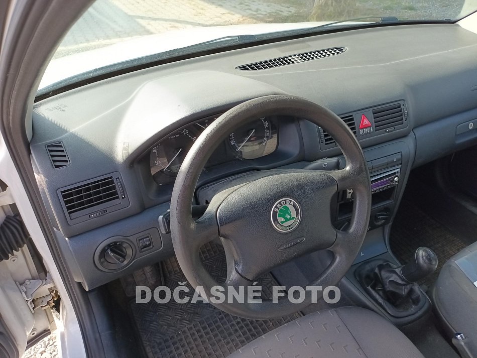 Škoda Octavia 1.6i 